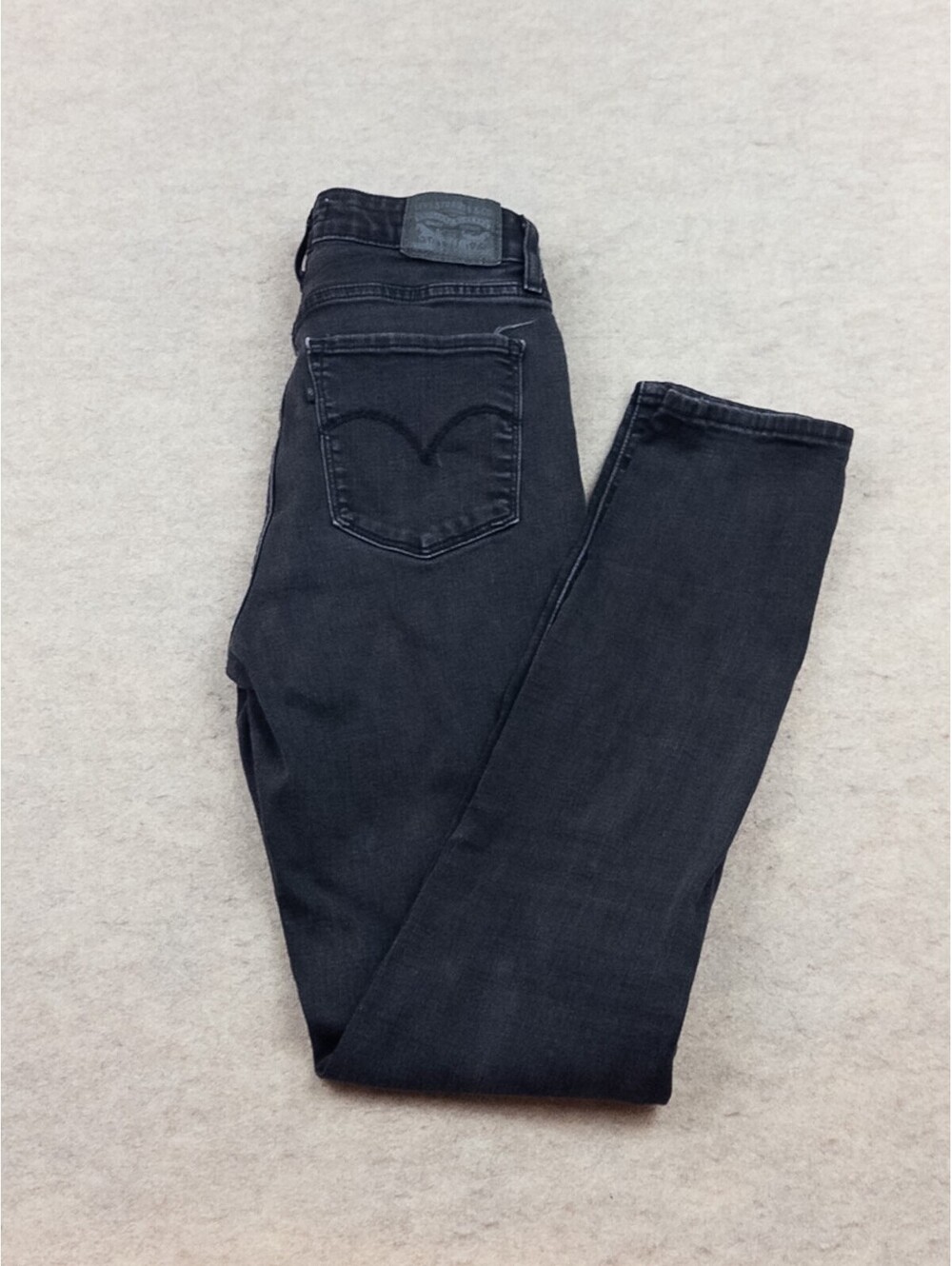 Levi's 721 High Rise Skinny Jeans in Black, Size W28 L30